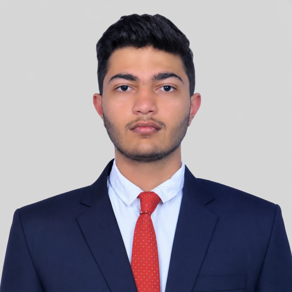 Portrait of Ishaan Upadhyay, Co-Founder and Director at TransHub